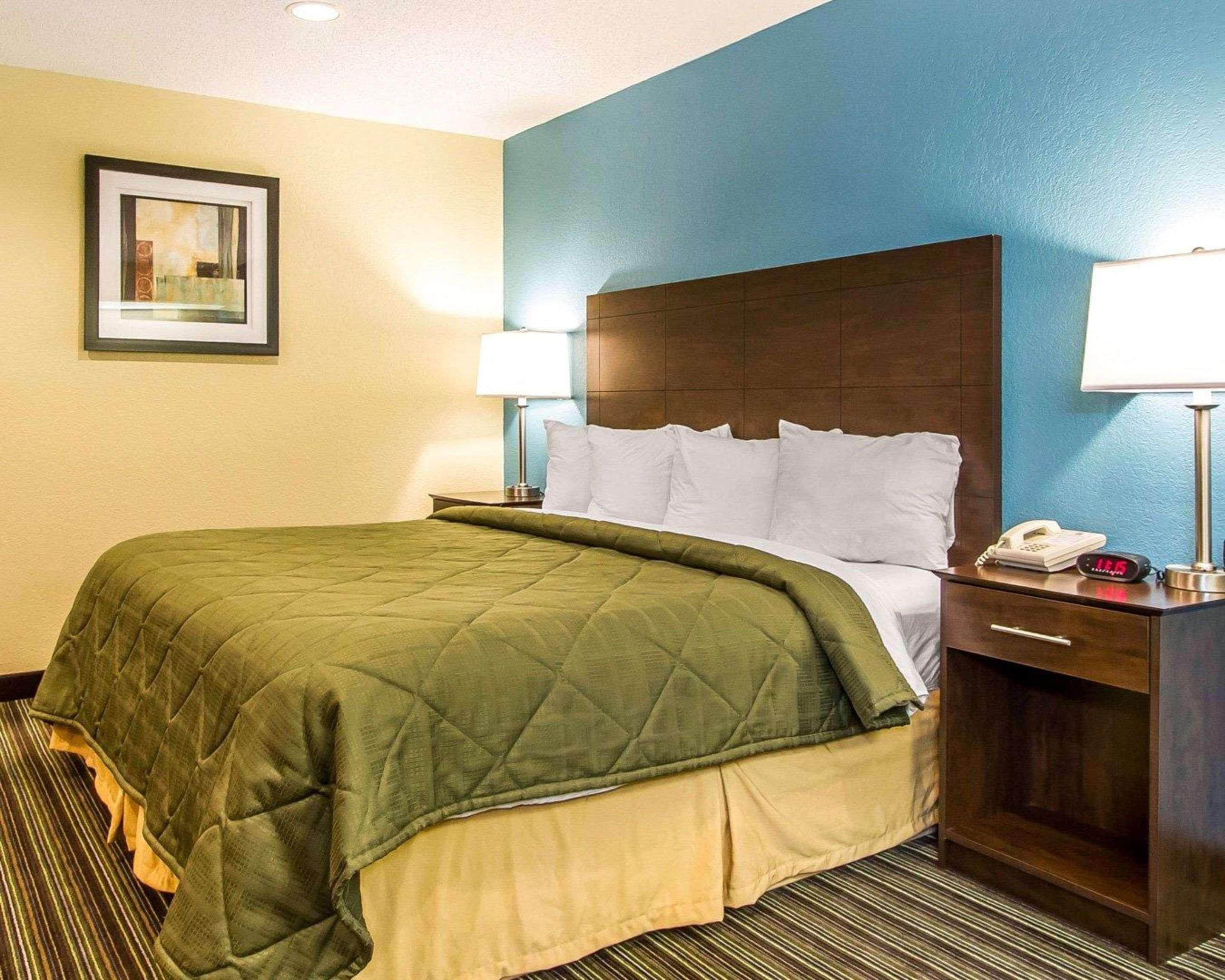 Hotel Quality University Area 2*